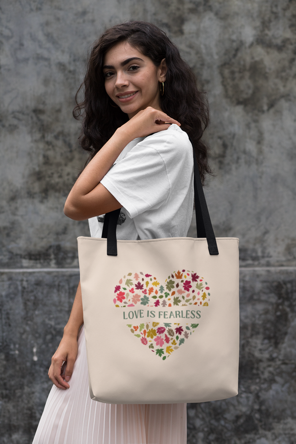 CHRISTMAS - Sage Love Is Fearless Christmas Heart - Canvas Bag